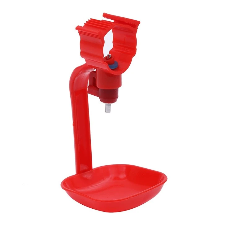 Tiġieġ tat-Tjur tal-plastik Beżżula Drinker Bil Tazza